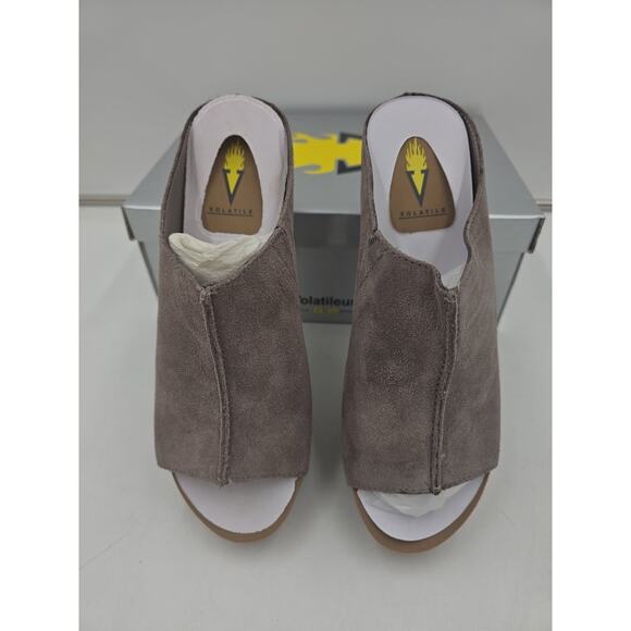 Volatile Carrier Taupe Womens Size 9 Suede Leather Slide Wedge Platform Sandals